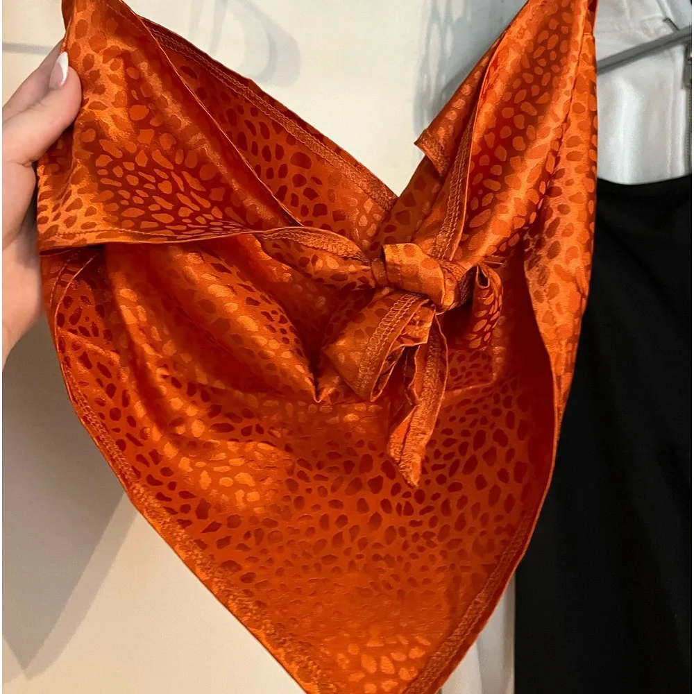 shein top bundle:) - Picture 6 of 6